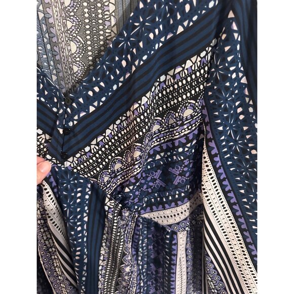 Weekend by Suzanne Betro Plus Size Paisley Boho Blouse - Picture 10 of 11